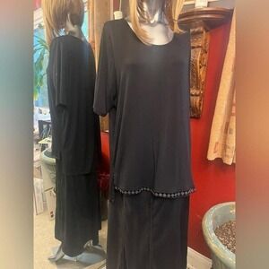 Cyrus Women's Black Bling Detail Top Size 2X High Low Short Sleeve